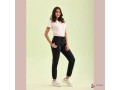 how-to-style-black-joggers-for-women-small-0